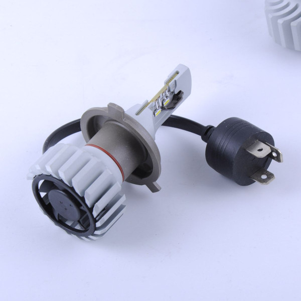 LED лампы автомобильные H4 радиатор+кулер 5000Lm PHILIPS Ultinon Pro+160% / 5800K / IP67 / 8-48V 2шт