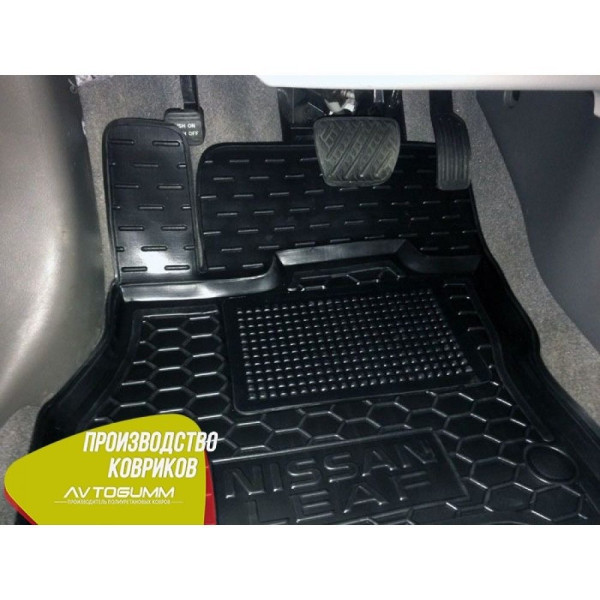 Передні килимки в автомобіль Nissan Leaf 2012-/2018- (Avto-Gumm)