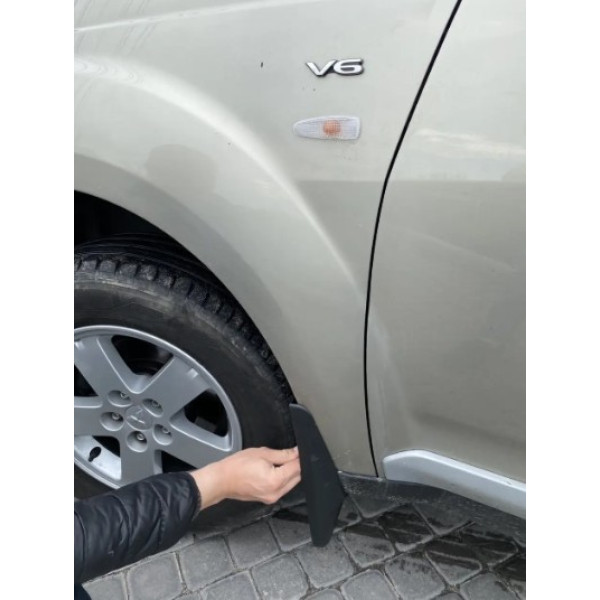 Брызговики для Mitsubishi Outlander XL 2009-2012 (узкий порог) комплект 4 шт (OEM: MZ313931,  MZ314340, MZ313932)