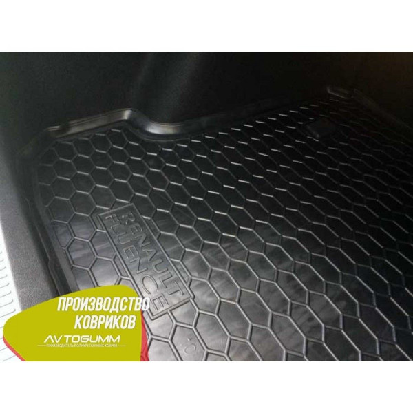 Автомобільний килимок в багажник Renault Fluence 2009- / Гумовий (Avto-Gumm)