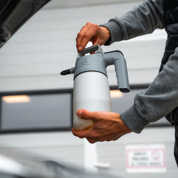 Помповый распылитель K2 BRAKE CLEANER PRESSURE SPRAYER 1L W109 (Полумеханический)