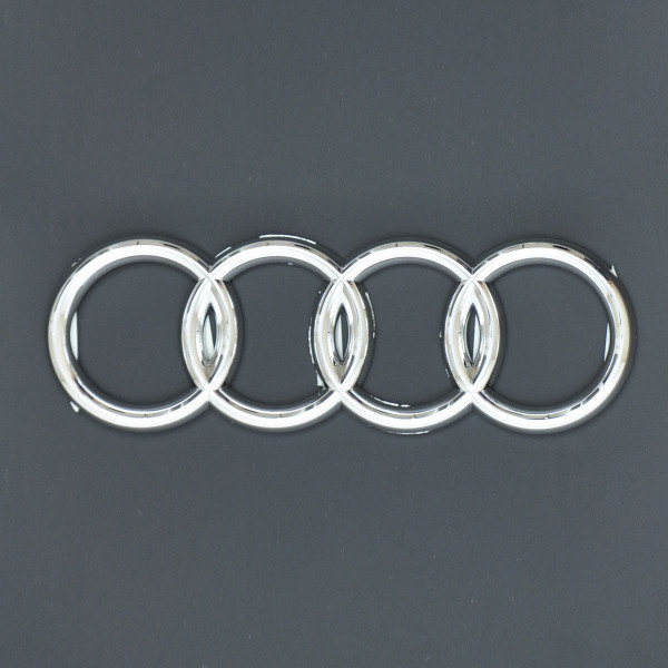 Емблема для Audi 80 задня / пластикова / скотч 140 x 46 мм