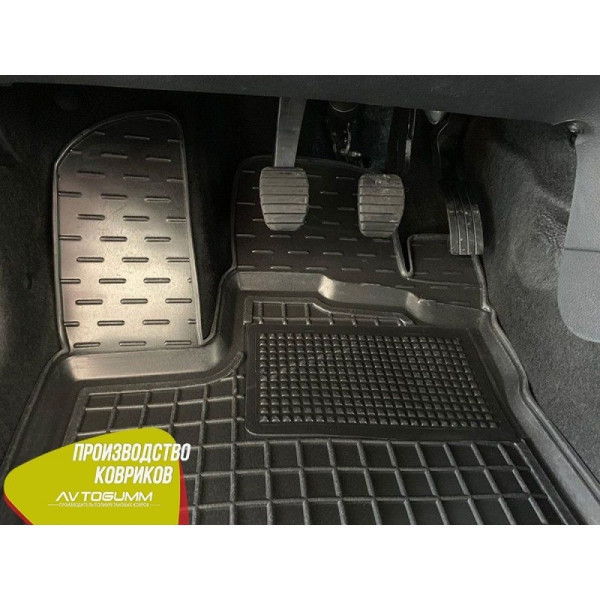 Передние коврики в автомобиль Renault Sandero 2013- (Avto-Gumm)
