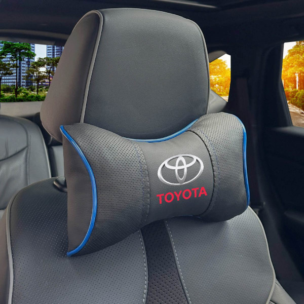 Подушка на підголівник з логотипом Toyota Екошкіра 3D Кольоровий лого Чорний-Синій кант 1 шт