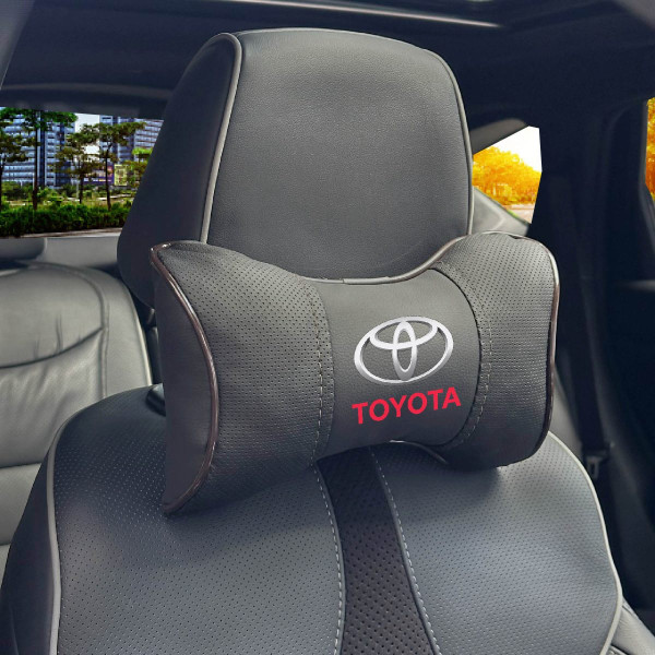 Подушка на підголівник з логотипом Toyota Екошкіра 3D Кольоровий лого Чорний-Коричневий кант 1 шт