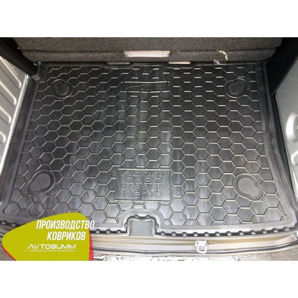 Автомобільний килимок в багажник Fiat Qubo/Fiorino 08-/Citroen Nemo 07-/Peugeot Bipper 08- (Avto-Gumm)