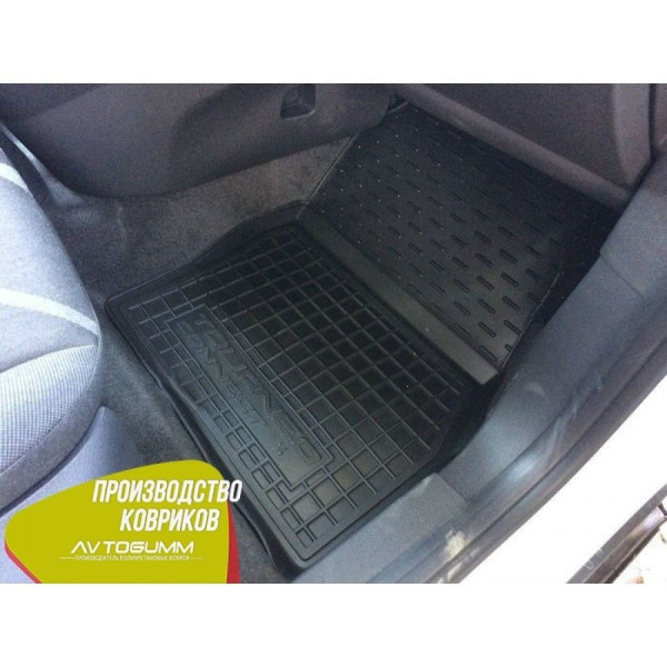 Автомобильные коврики в салон Ford Connect 2013- (короткая база) (Avto-Gumm)