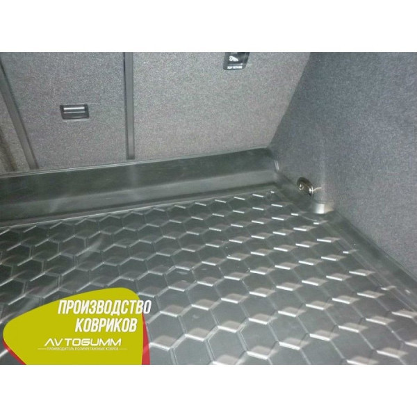 Автомобильный коврик в багажник Volkswagen Passat B8 2015- Sedan / Резиновый (Avto-Gumm)