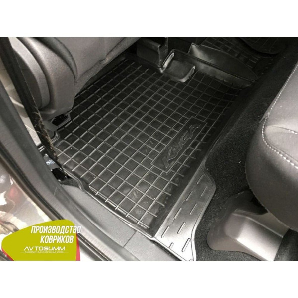 Автомобільні килимки в салон Ford Kuga 2013- (Avto-Gumm)