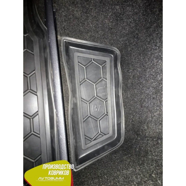 Автомобильный коврик в багажник Volkswagen Passat B6 2005- / B7 2011- (Universal) / Резиновый (Avto-Gumm)