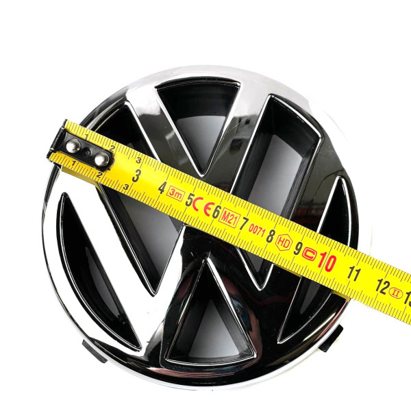 Эмблема для Volkswagen Golf 4 Passat B5 115 мм вставная Плоская (3B0 85 601)