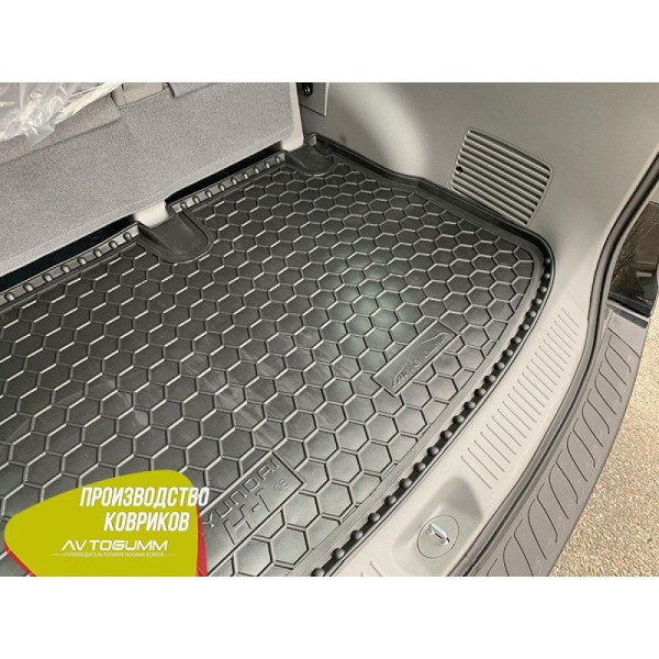 Автомобильный коврик в багажник Hyundai H1 2007- пассажирский / Резиновый (Avto-Gumm)