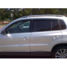 Дефлекторы окон ветровики Volkswagen Tiguan 2007-2016 Хром молдинг