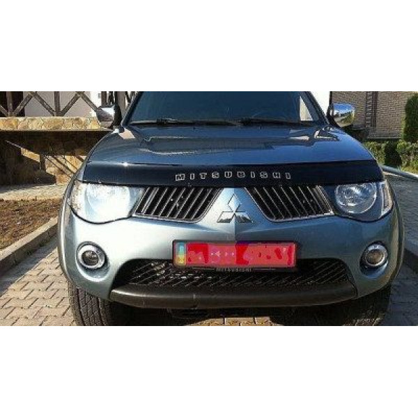 Дефлектор капота мухобойка Mitsubishi L200 2007-2015 Евро Кремпления (MSH06)