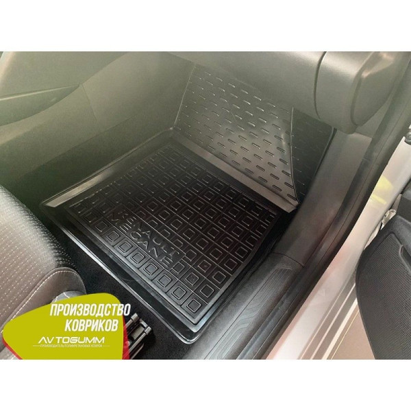 Передние коврики в автомобиль Renault Megane 4 2016- Sd/Hb (Avto-Gumm)