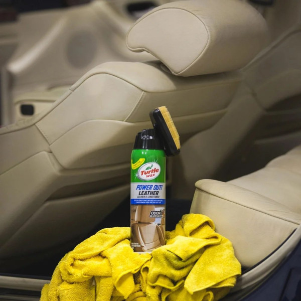 Очищувач шкіри із щіткою Turtle Wax Power Out Odor-X 400 мл (52895)