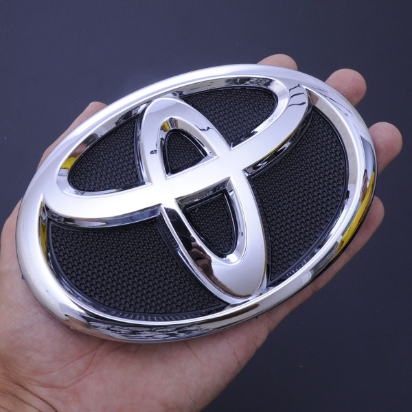 Емблема для Toyota Corolla 140 x 95 мм