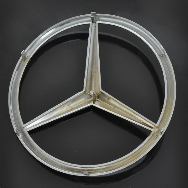 Емблема для Mercedes Спрінтер 183 мм пластикова