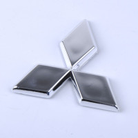 Эмблема для Mitsubishi 69 x 60 мм пластиковая Xром
