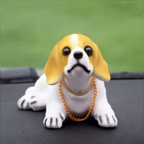Игрушка собака в авто на торпеду с кивающей головой (Бигль)