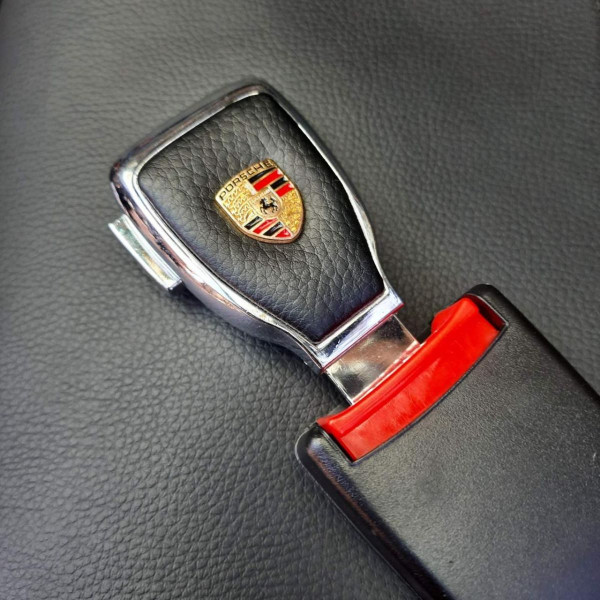 Заглушка перехідник ременя безпеки з логотипом Porsche 1 шт
