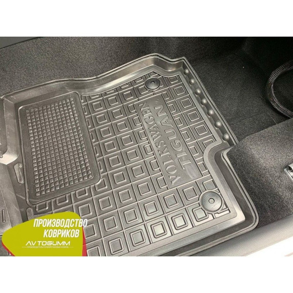 Водійський коврик в салон Volkswagen Tiguan 2016- (Avto-Gumm)