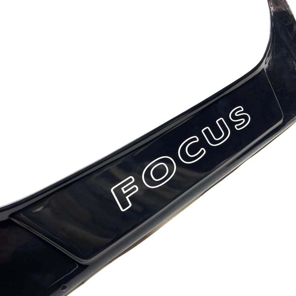 Дефлектор капоту мухобійка для Ford Focus I 1998-2004 Євро кріплення Voron Glass