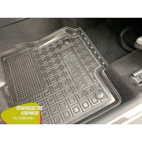 Автомобильные коврики в салон Volkswagen Tiguan 2016- (Avto-Gumm)
