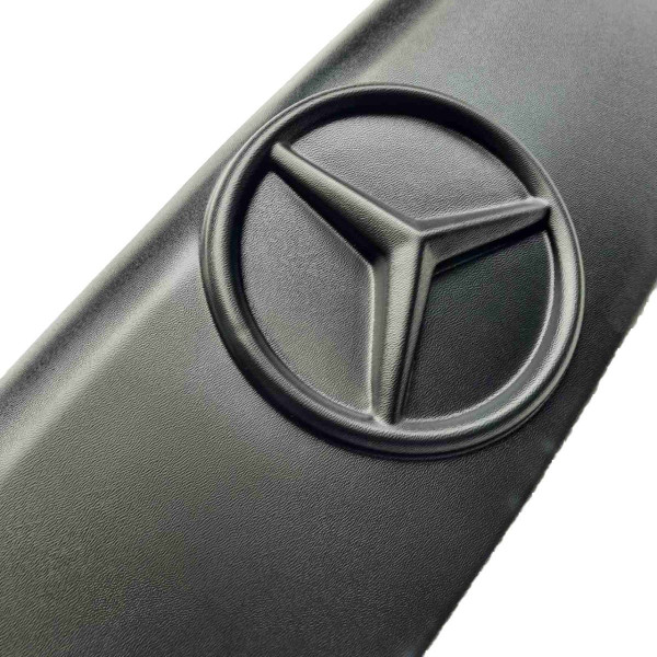 Зимова накладка на решітку радіатора Mercedes Vito-Viano 2004- Дорестайл Матова FLY