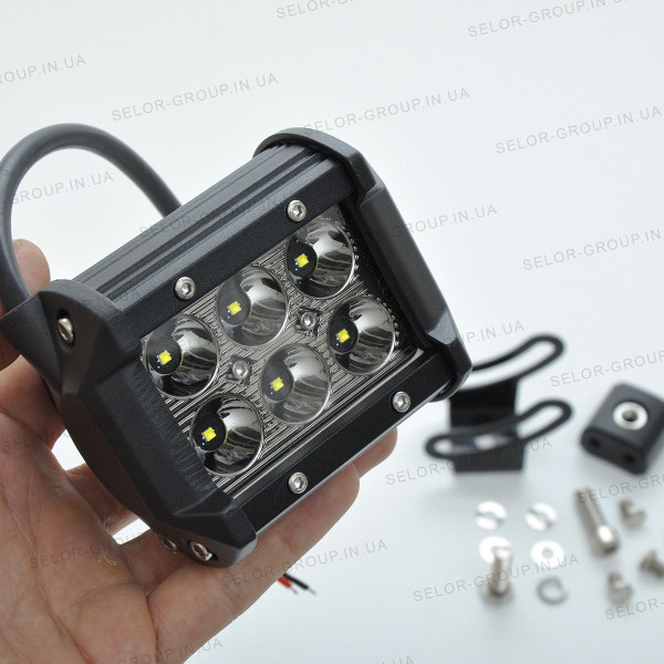 Дополнительная LED фара 18W (3W*6) 10-30V 95x75x60 mm Дальний Отражатель Черный