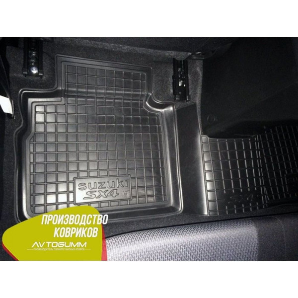 Автомобильные коврики в салон Suzuki SX4 2013- (Avto-Gumm)