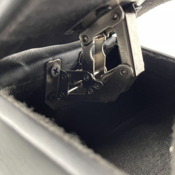 Підлокітник модельний Armrest для Volkswagen Caddy 2004-2015 Чорний