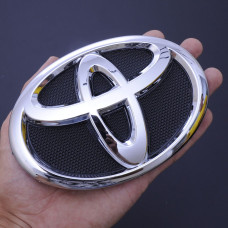 Емблема для Toyota Camry 150 x 100 мм