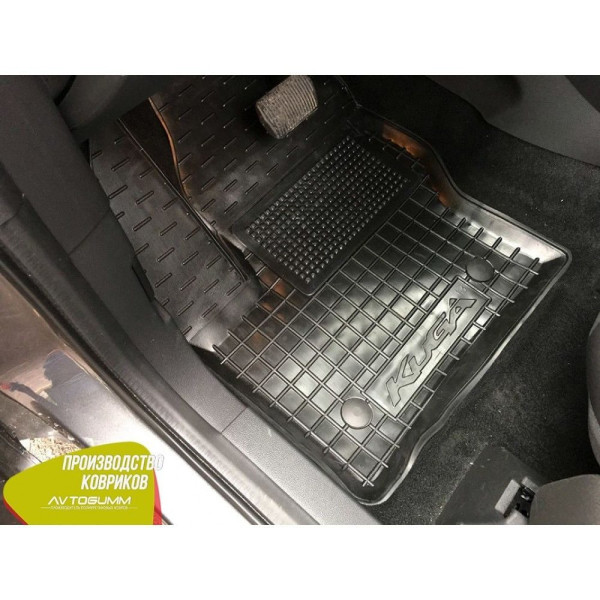 Автомобільні килимки в салон Ford Kuga 2013- (Avto-Gumm)
