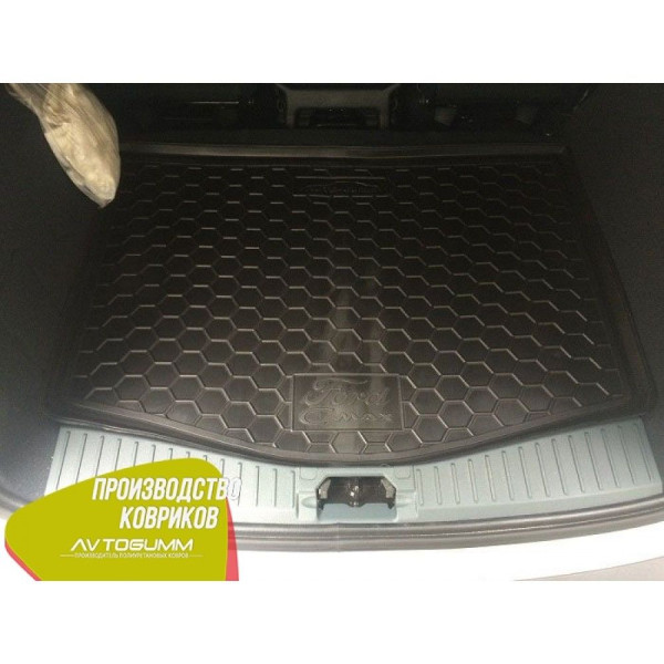 Автомобільний коврик в багажник Ford C-Max 2011- борт 2-3 см Резино - пластик Чорний (Avto-Gumm)