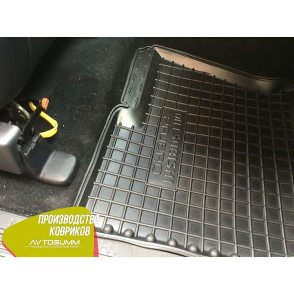 Автомобильные коврики в салон Mitsubishi Pajero Wagon 3/4 99-/07- (Avto-Gumm)