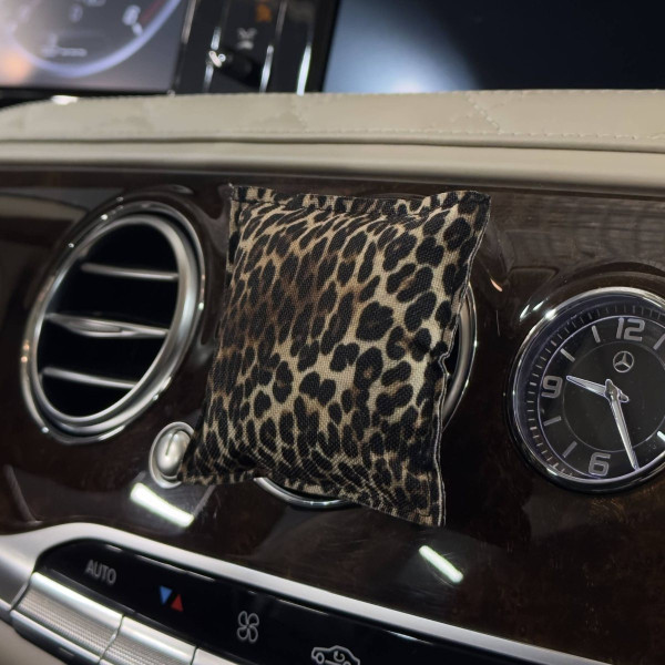 Ароматизатор автомобільний арома саші Hurricane Leopard LIMITED EDITION ручної роботи