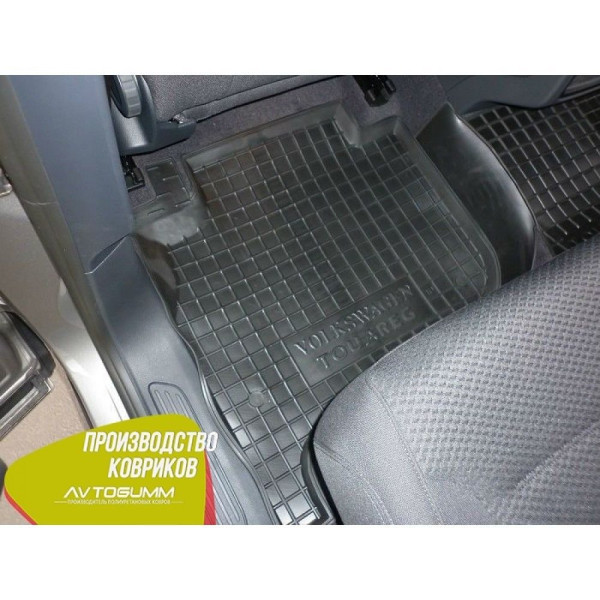Автомобільні килимки в салон Volkswagen Touareg 2010- (Avto-Gumm)