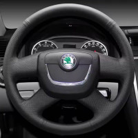 Чохол Обплетення Керма для Skoda Yeti 2013-2018 Шкіра (Модельна Викрійка) чорна нитка №56