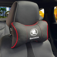 Подушка на підголовник з логотипом Skoda Екошкіра 3D Кольоровий лого Чорний-Червоний кант 1 шт