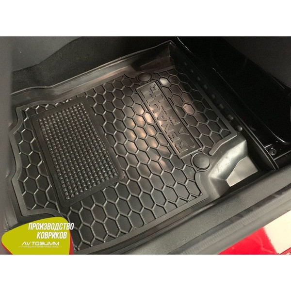 Передні килимки в автомобіль Renault Captur 2015- (Avto-Gumm)