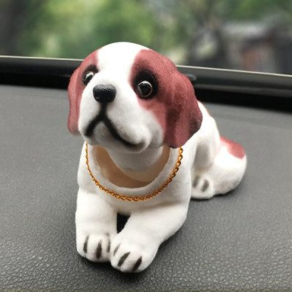 Іграшка собака в авто на торпеду з киваючою головою (Сенбернар)