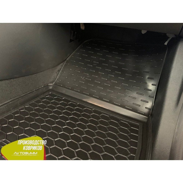Автомобільні килимки в салон Renault Captur 2015- (Avto-Gumm)